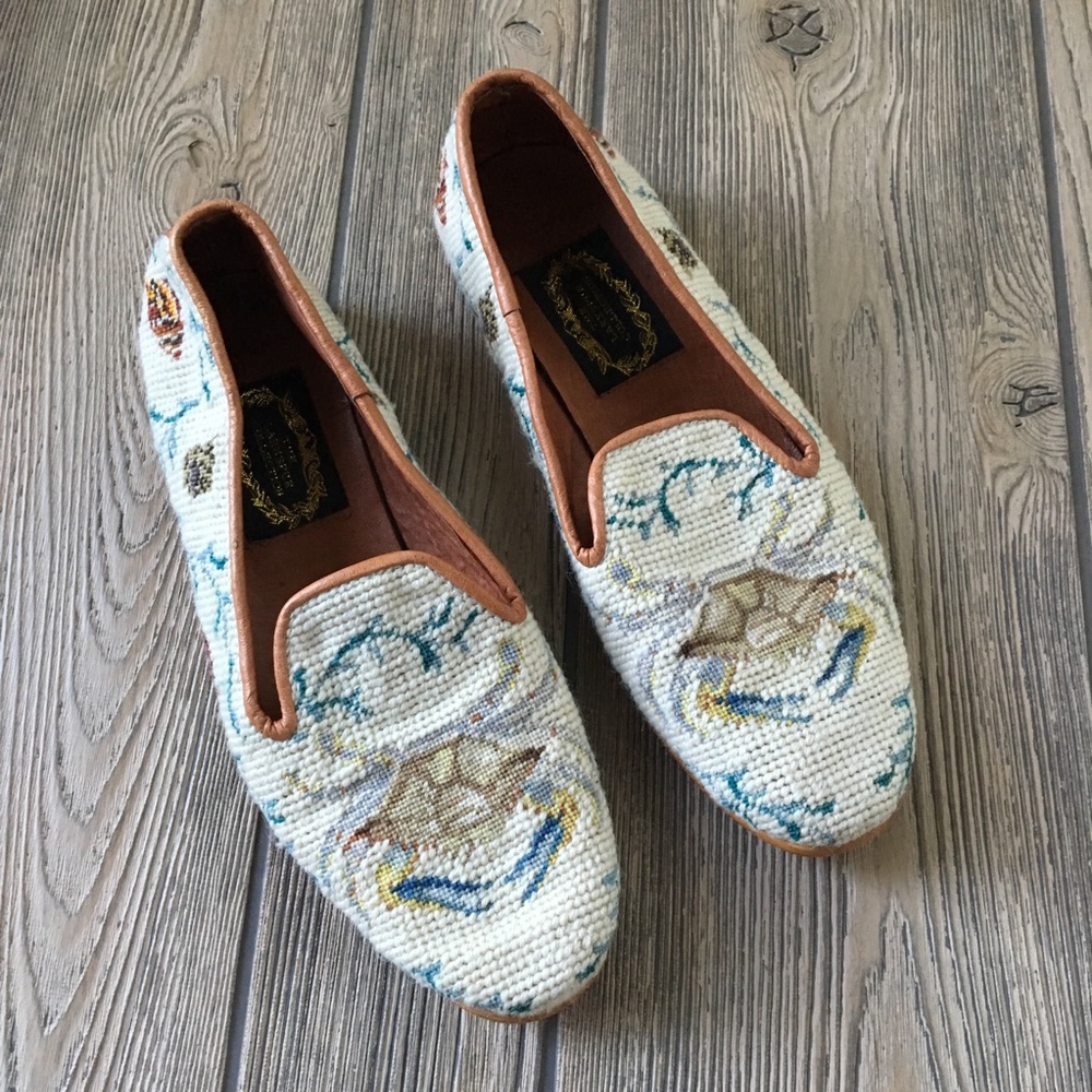 The Larkspur Collection Flats Size 8 Cream Blue